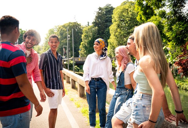 samen ontmoeten jongeren